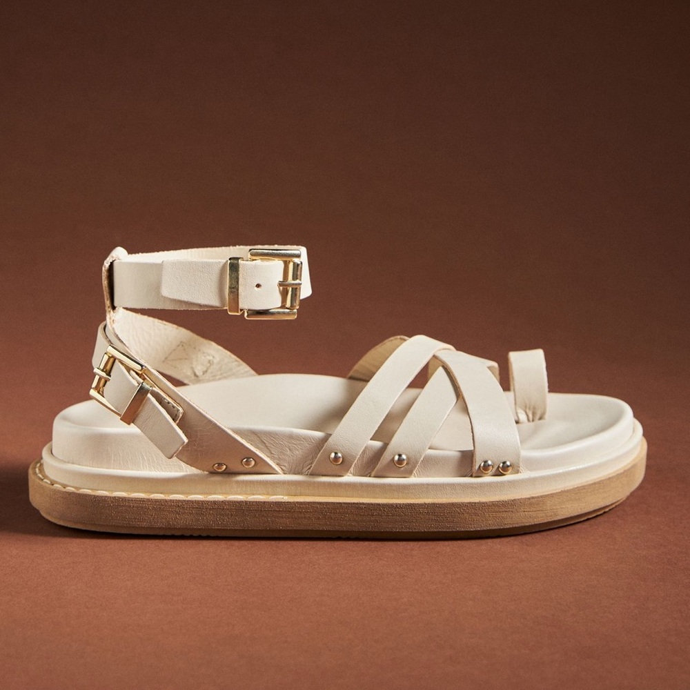 ALOHAS Buckle Up Gladiator Sandals - Picture 8 of 8